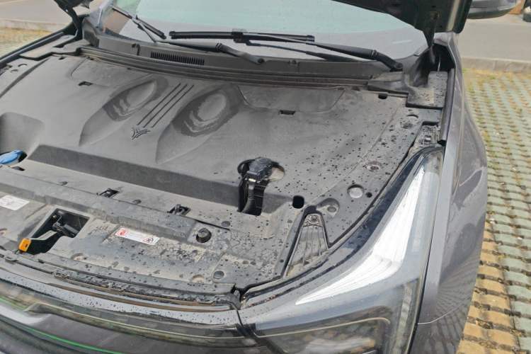 Used NETA U 2022 NETA U-Ⅱ 500 Lithium-Ion Engine Bay Left
