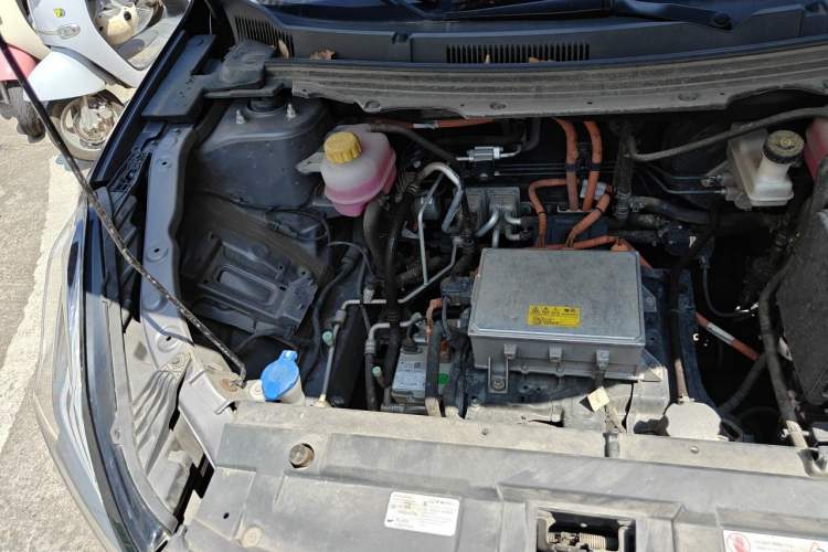 Used NETA U 2022 NETA U-Ⅱ 400 Lite Ternary Lithium Engine Bay Right