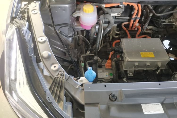 Used NETA U 2022 Zhi400 Pro Ternary Lithium Engine Bay Right