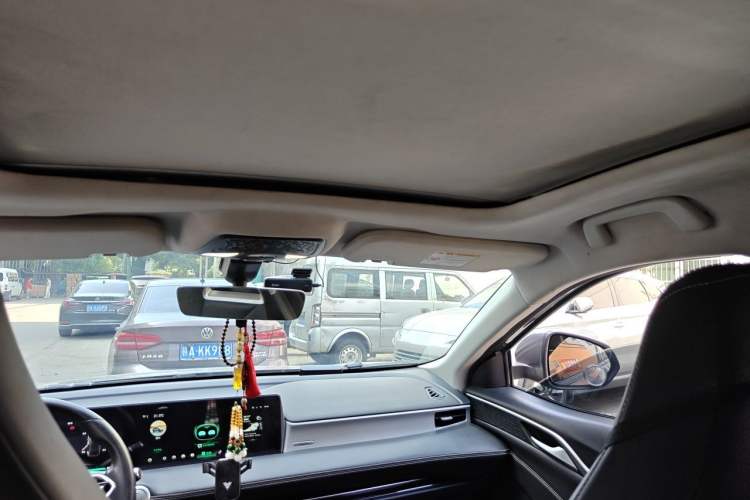 Used NETA U 2022 NETA U-Ⅱ 400 Lite Ternary Lithium Headliner