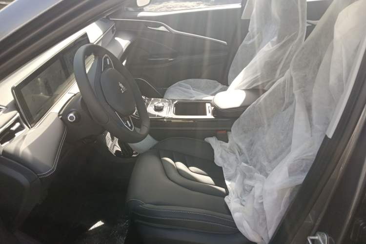 Used NETA U 2022 NETA U-Ⅱ 610 Ternary Lithium Left Front Seat