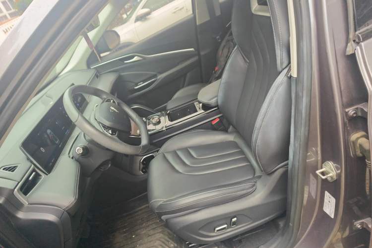 Used NETA U 2022 NETA U-Ⅱ 500 Lithium-Ion Left Front Seat