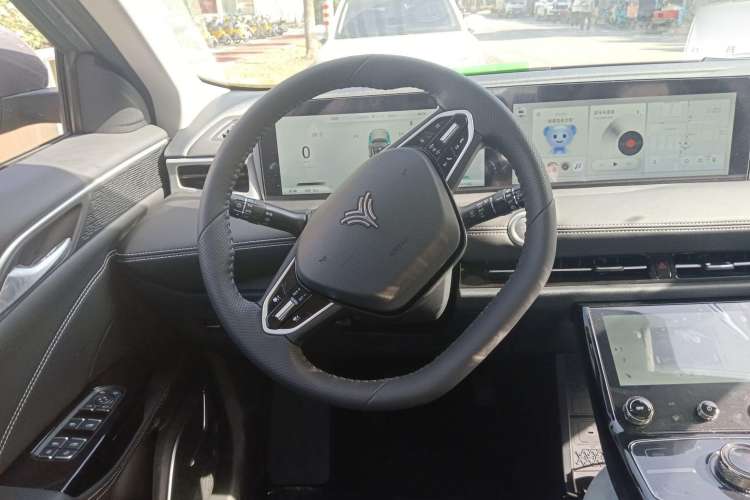 Used NETA U 2022 NETA U-Ⅱ 610 Ternary Lithium Steering Wheel