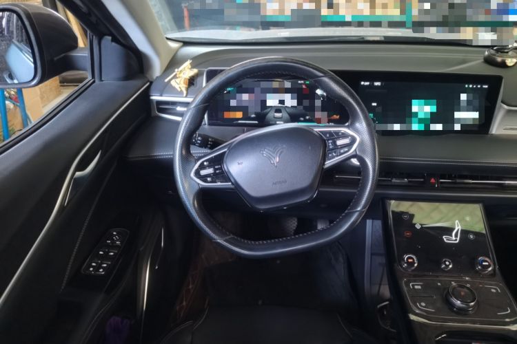 Used NETA U 2022 Zhi400 Pro Ternary Lithium Steering Wheel