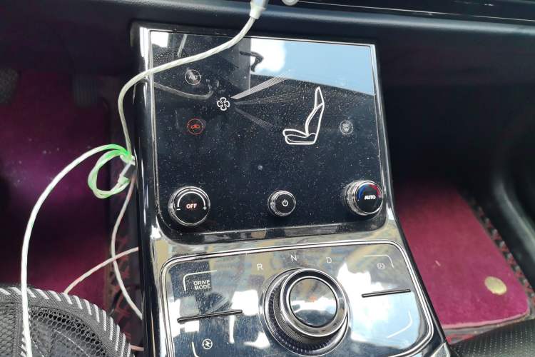 Used NETA U 2022 Pro 400 Comfortable Ride On-Demand Edition Audio And AC Panel