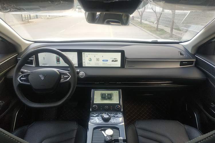 Used NETA U 2022 NETA U-Ⅱ 610 Ternary Lithium Center Console