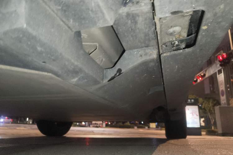 Used NETA U 2022 Pro 400 Comfort Edition Chassis Front Left