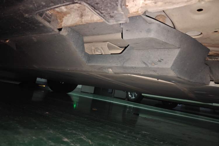 Used NETA U 2022 NETA U-Ⅱ 500 Lithium-Ion Chassis Front Right