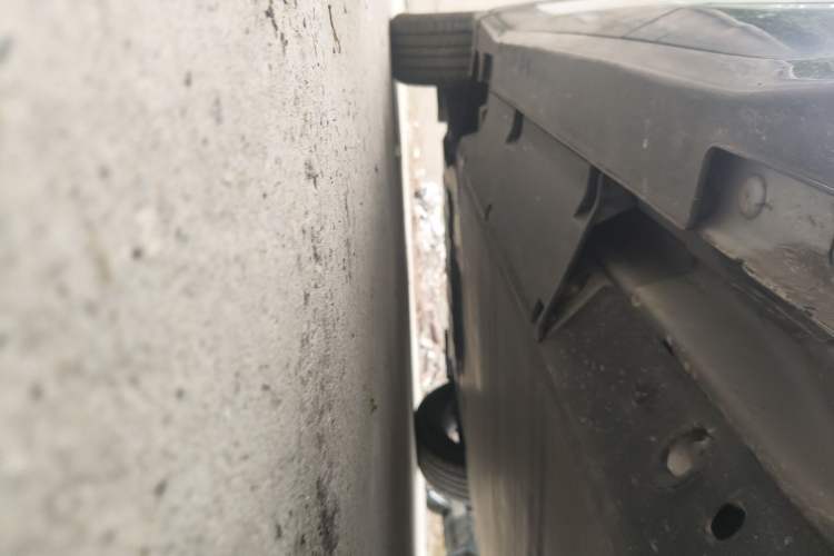 Used NETA U  Chassis Rear Left