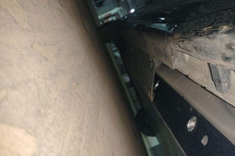 Used NETA U 2022 Zhi400 Pro Ternary Lithium Chassis Rear Left