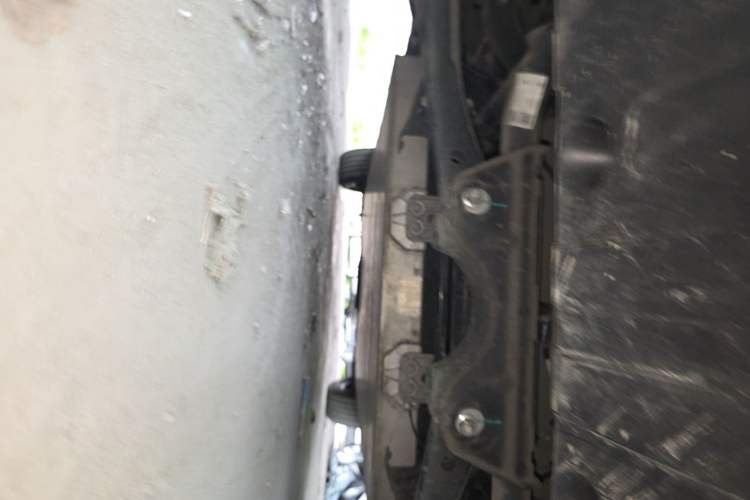 Used NETA U 2022 Zhi400 Pro Ternary Lithium Chassis Rear