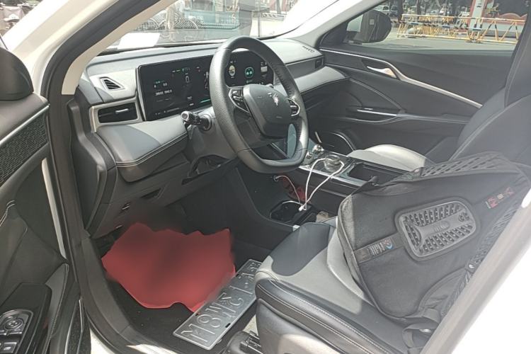 Used NETA U 2022 Zhi400 Pro Ternary Lithium Driver Seat