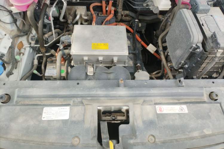 Used NETA U 2022 Pro 400 Comfortable Ride On-Demand Version L Engine Bay
