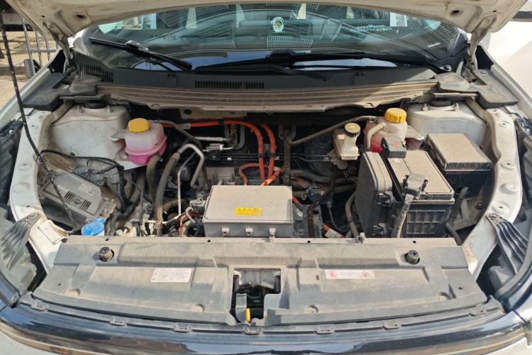 Used NETA U 2022 Zhi400 Pro Ternary Lithium Engine Bay