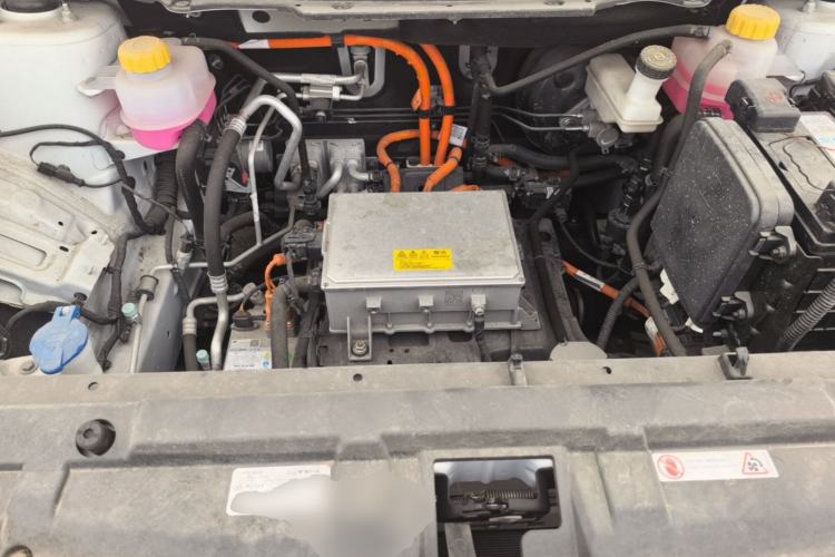 Used NETA U 2022 Zhi400 Pro Ternary Lithium Engine Bay