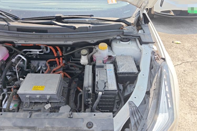 Used NETA U 2022 Zhi400 Pro Ternary Lithium Engine Bay Left