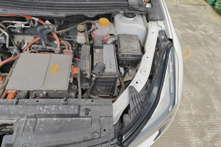 Used NETA U 2022 Pro 400 Comfort Edition Engine Bay Left