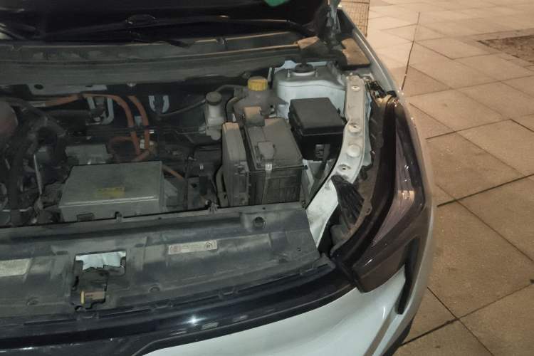 Used NETA U 2022 Pro 400 Comfort Edition Engine Bay Left