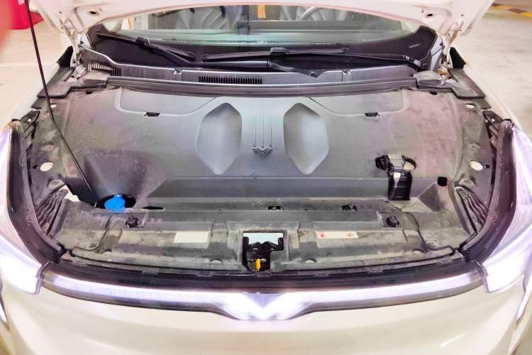 Used NETA U 2022 Chiiq 500 Ternary Lithium Engine Bay