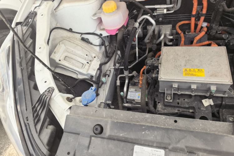 Used NETA U 2022 Zhi400 Pro Ternary Lithium Engine Bay Right