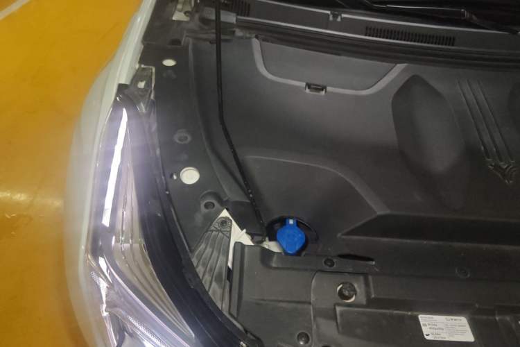 Used NETA U 2022 NETA U-Ⅱ 500 Lithium-Ion Engine Bay Right