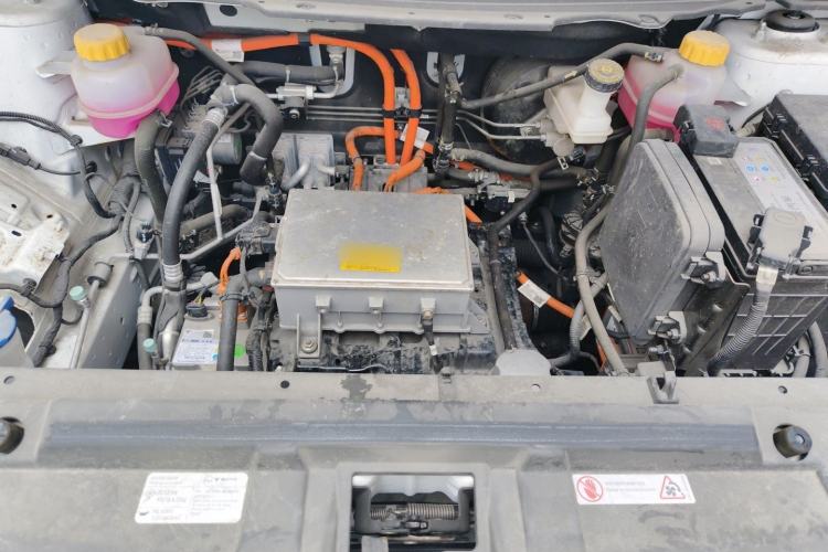 Used NETA U 2022 Zhi 400 Lithium-Nickel-Manganese-Cobalt Energy System Engine Bay