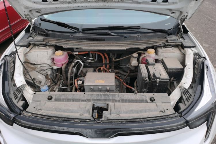 Used NETA U 2022 Zhi 400 Lithium-Nickel-Manganese-Cobalt Energy System Engine Bay