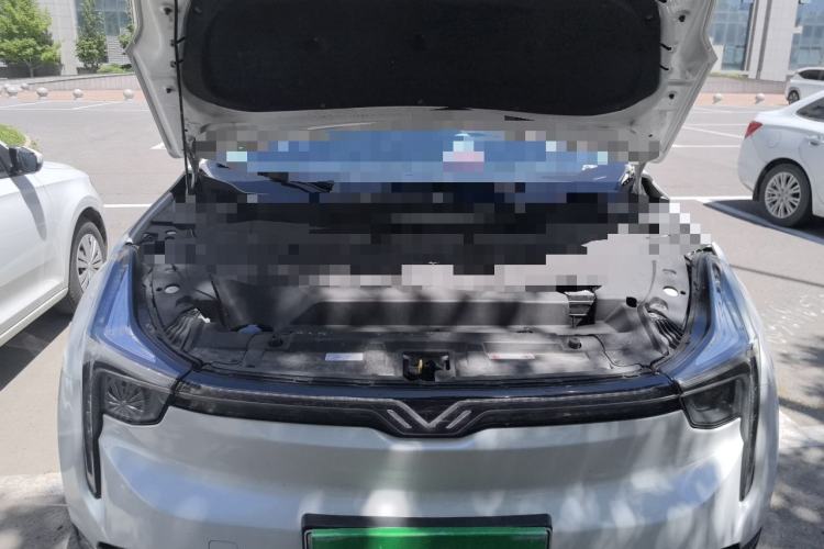 Used NETA U 2022 Zhi 400 Lithium-Nickel-Manganese-Cobalt Energy System Engine Bay
