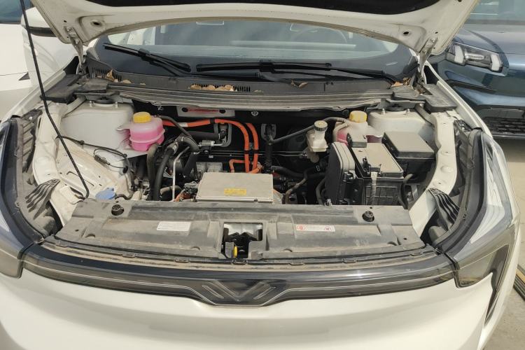 Used NETA U 2022 Zhi 400 Lithium-Nickel-Manganese-Cobalt Energy System Engine Bay
