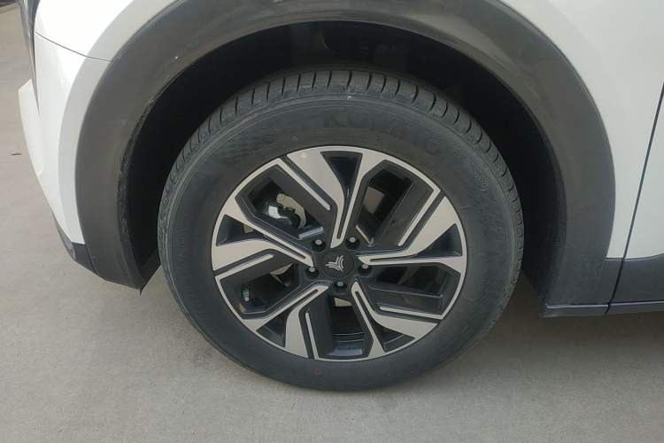 Used NETA U 2022 NETA U-Ⅱ 610 Ternary Lithium Exterior 4