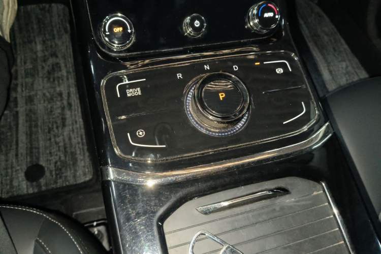 Used NETA U 2022 NETA U-Ⅱ 400 Industry Edition Gear Lever