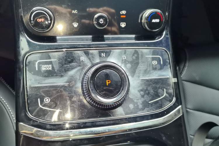 Used NETA U 2022 Changan CS55 Pro Tri-Cell Lithium Gear Lever