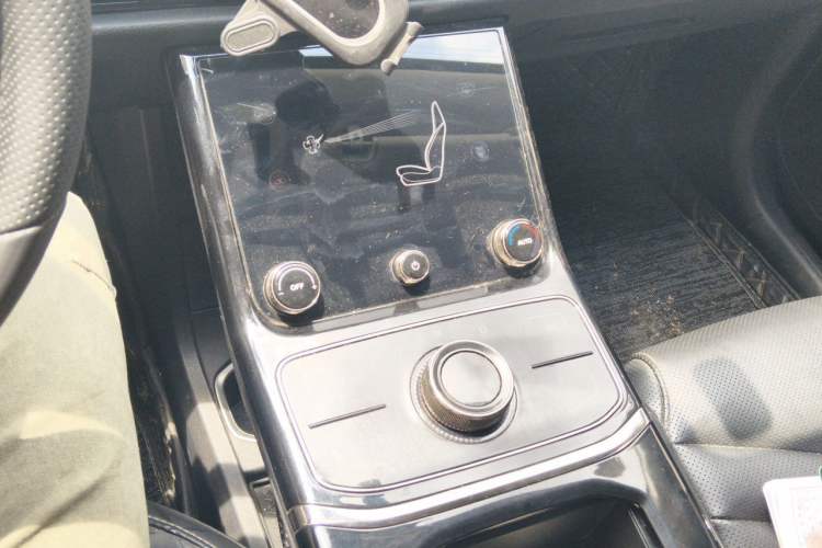 Used NETA U 2022 Pro 400 Comfort Edition Gear Lever