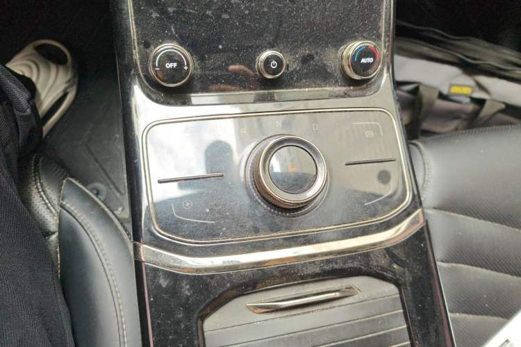 Used NETA U 2022 Pro 400 Comfort Edition Gear Lever