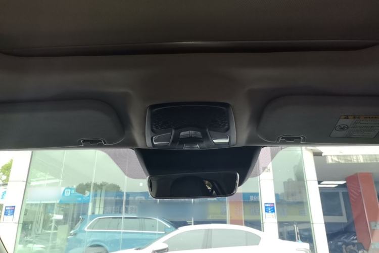 Used NETA U 2022 Changan CS55 Pro Tri-Cell Lithium Headliner