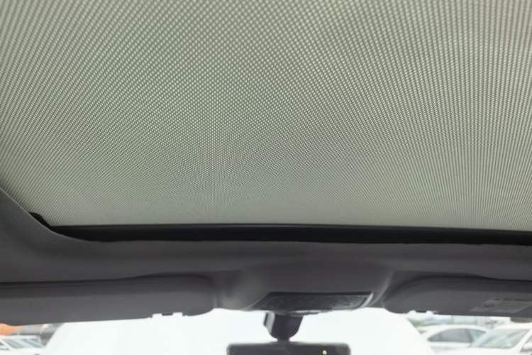 Used NETA U 2022 Zhi400 Pro Ternary Lithium Headliner