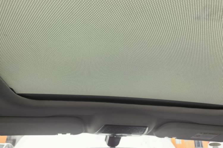 Used NETA U 2022 Zhi400 Pro Ternary Lithium Headliner
