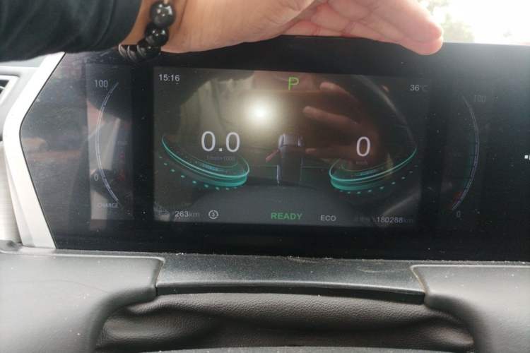 Used NETA U 2022 Pro 400 Comfortable Ride On-Demand Version L Instrument Cluster