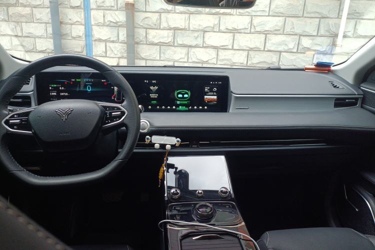 Used NETA U 2022 Zhi400 Pro Ternary Lithium Interior 2