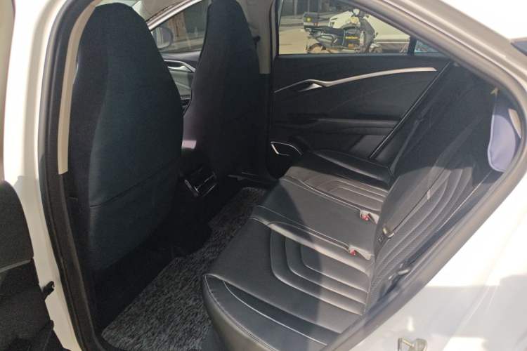 Used NETA U 2022 Zhi400 Pro Ternary Lithium Interior 4