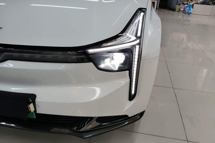 Used NETA U 2022 NETA U-Ⅱ 400 Industry Edition Left Front Headlight