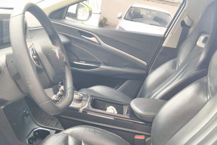 Used NETA U 2022 Pro 400 Comfort Edition Left Front Seat