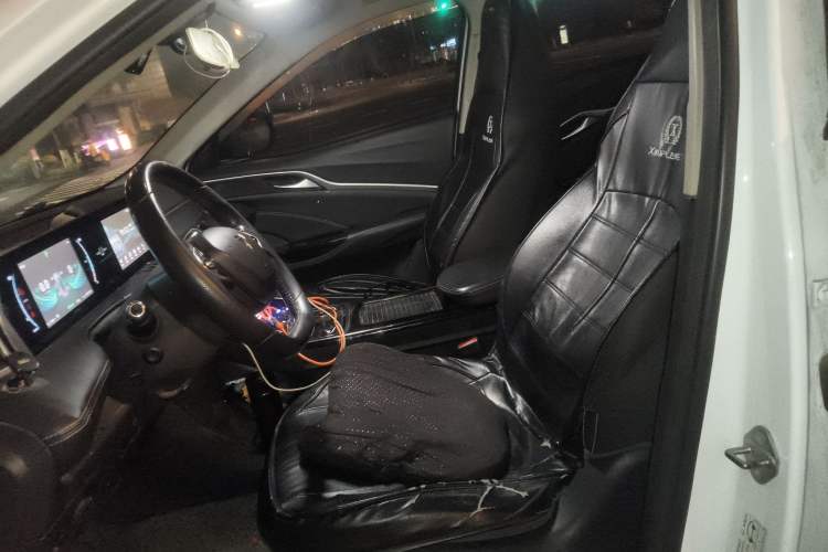 Used NETA U 2022 Pro 400 Comfort Edition Left Front Seat
