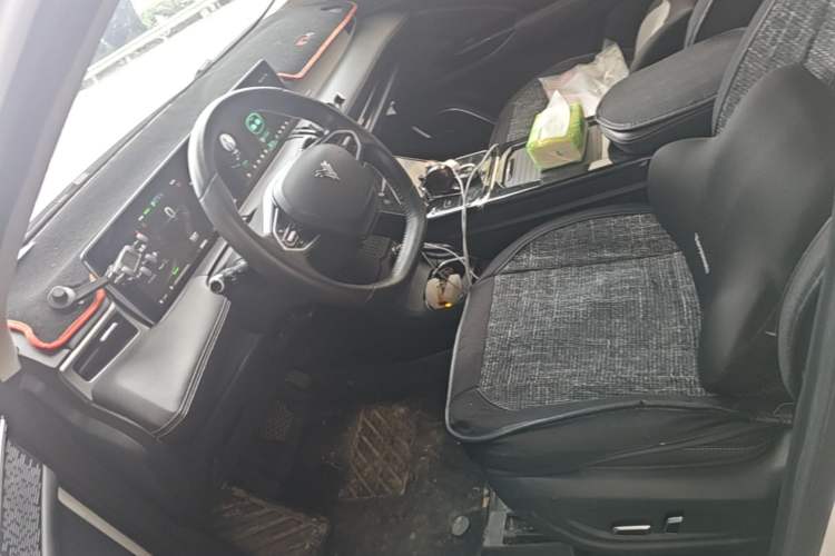 Used NETA U 2022 NETA U-Ⅱ 400 Lite Ternary Lithium Left Front Seat