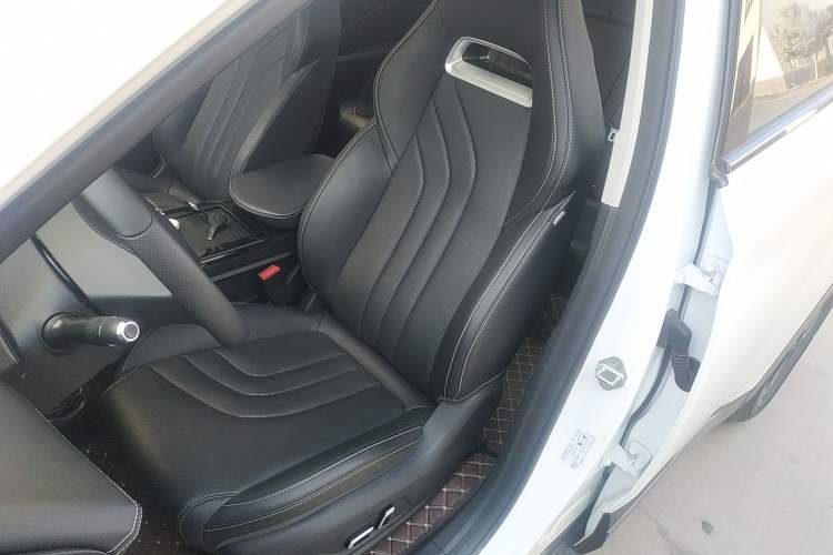 Used NETA U 2022 NETA U-Ⅱ 610 Ternary Lithium Left Front Seat