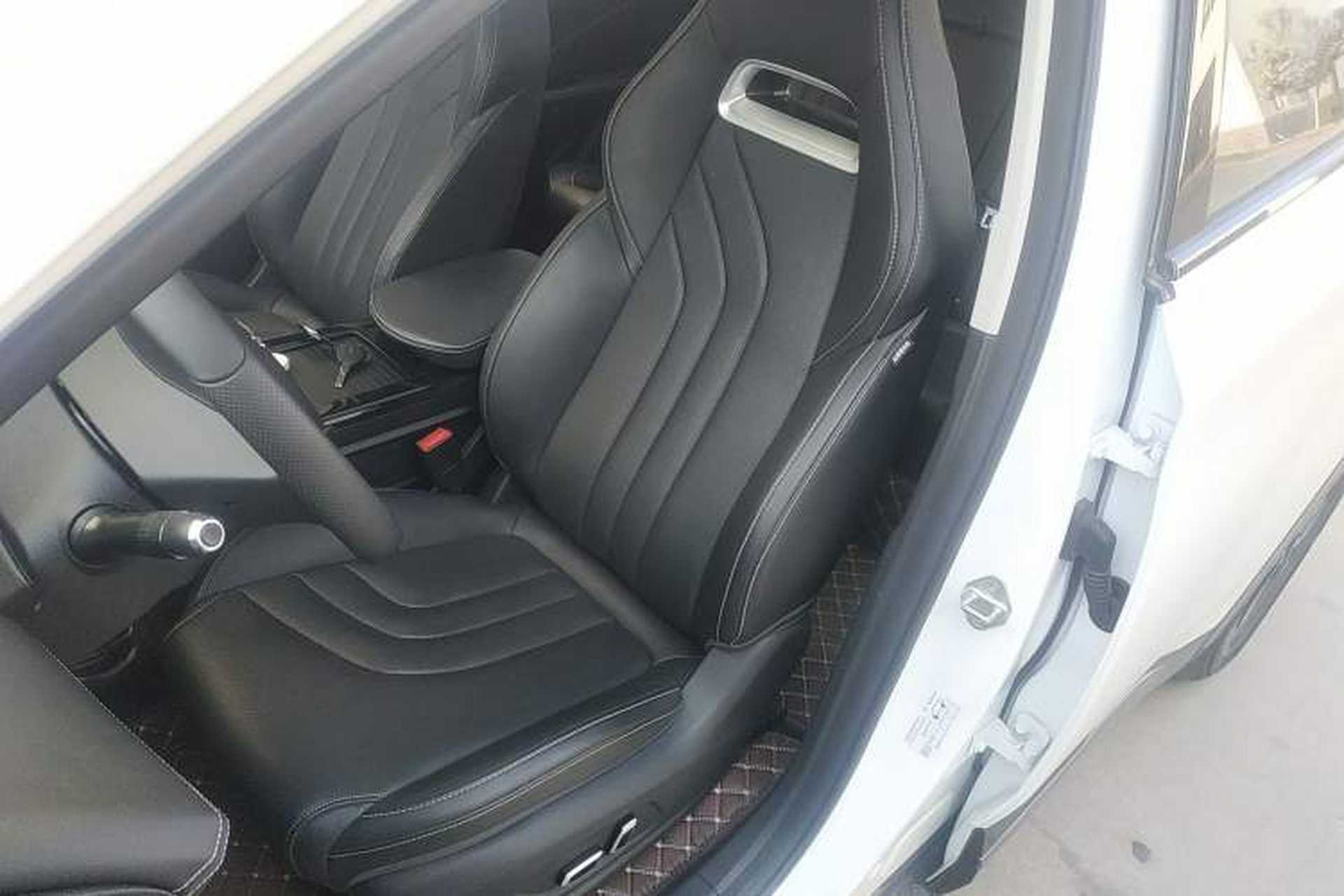 Used NETA U 2022 NETA U-Ⅱ 610 Ternary Lithium Left Front Seat
