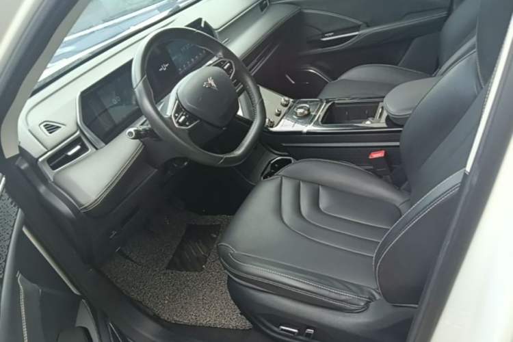 Used NETA U 2022 Pro 400 Comfort Edition Left Front Seat
