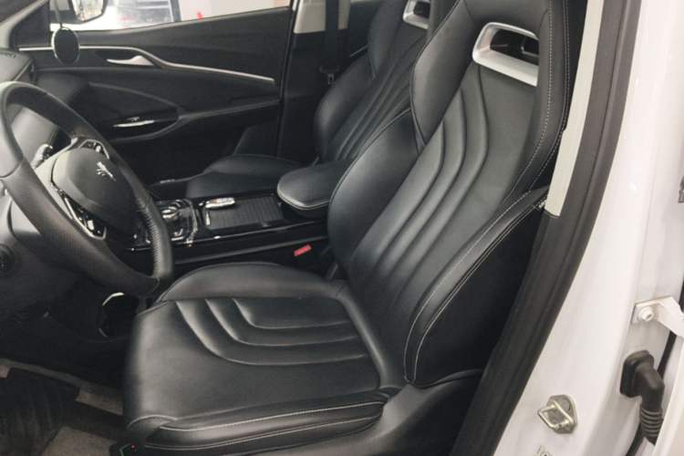 Used NETA U 2022 Zhi400 Pro Ternary Lithium Left Front Seat