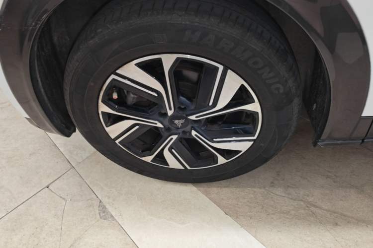 Used NETA U 2022 NETA U-Ⅱ 400 Industry Edition Left Front Wheel Hub
