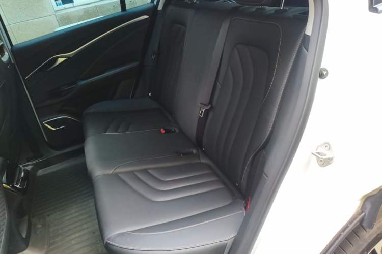 Used NETA U 2022 Zhi400 Pro Lithium Iron Phosphate Left Rear Seat